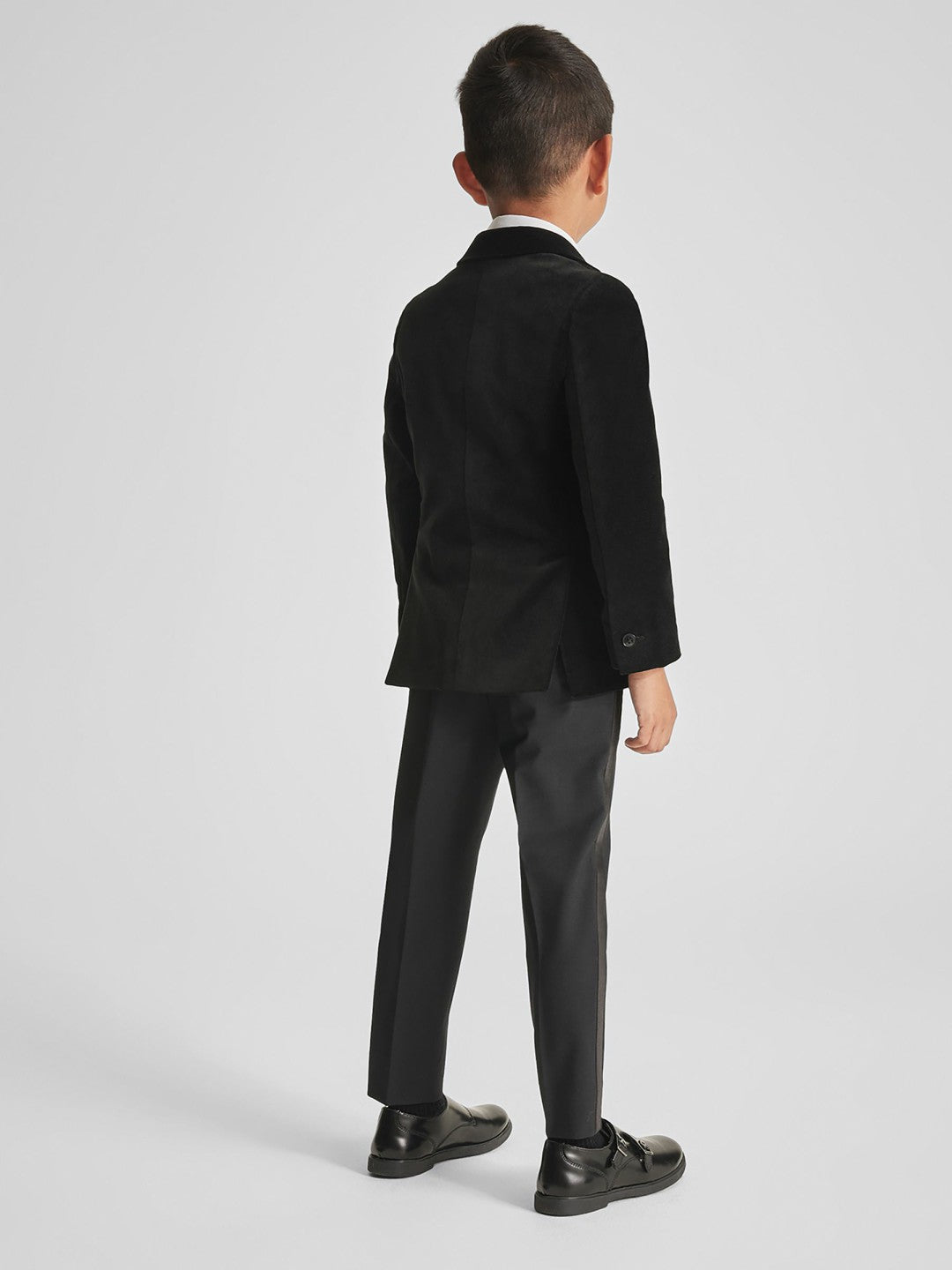 Reiss | 4-9 yrs Single Breasted Velvet Blazer in Black