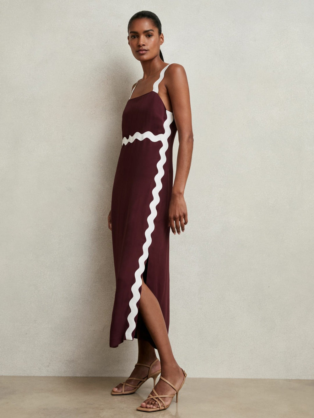 Reiss | Wave-Trim Crepe Midi Dress in Burgundy