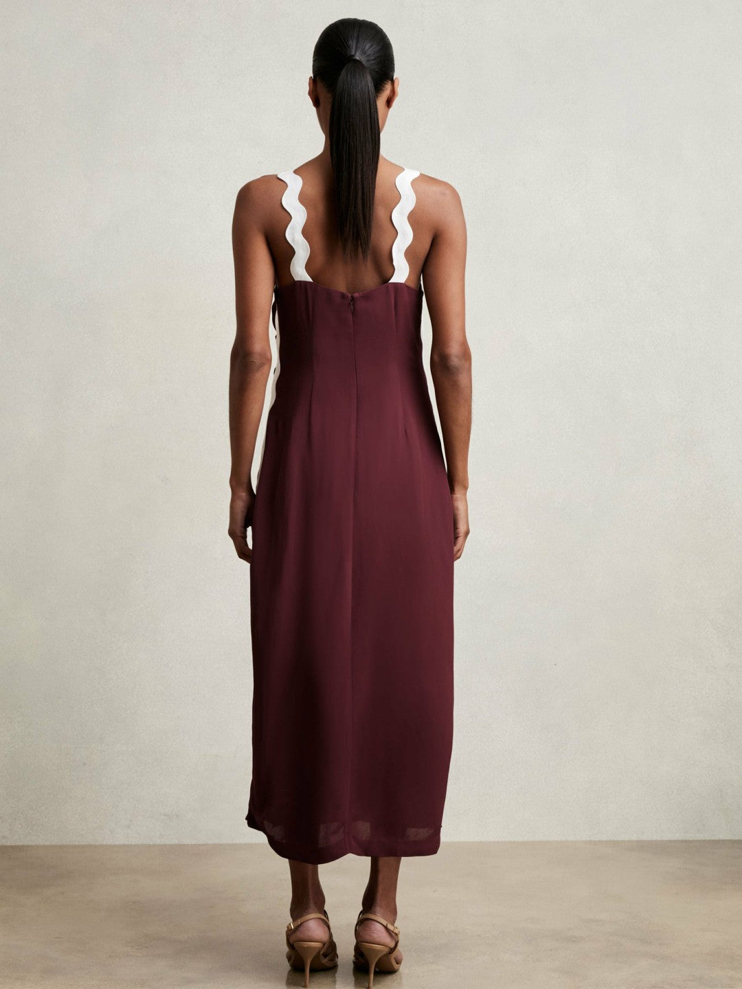 Reiss | Wave-Trim Crepe Midi Dress in Burgundy
