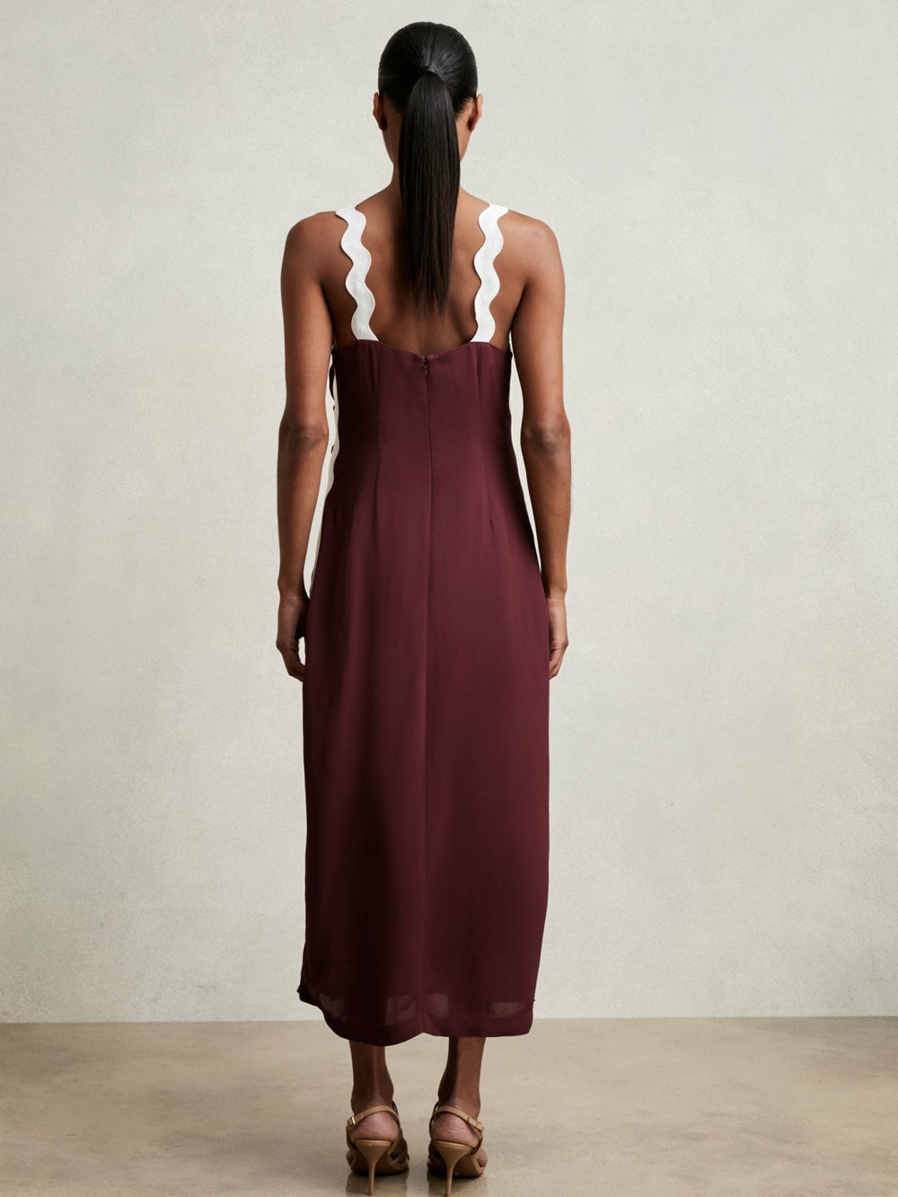 Reiss | Wave-Trim Crepe Midi Dress in Burgundy