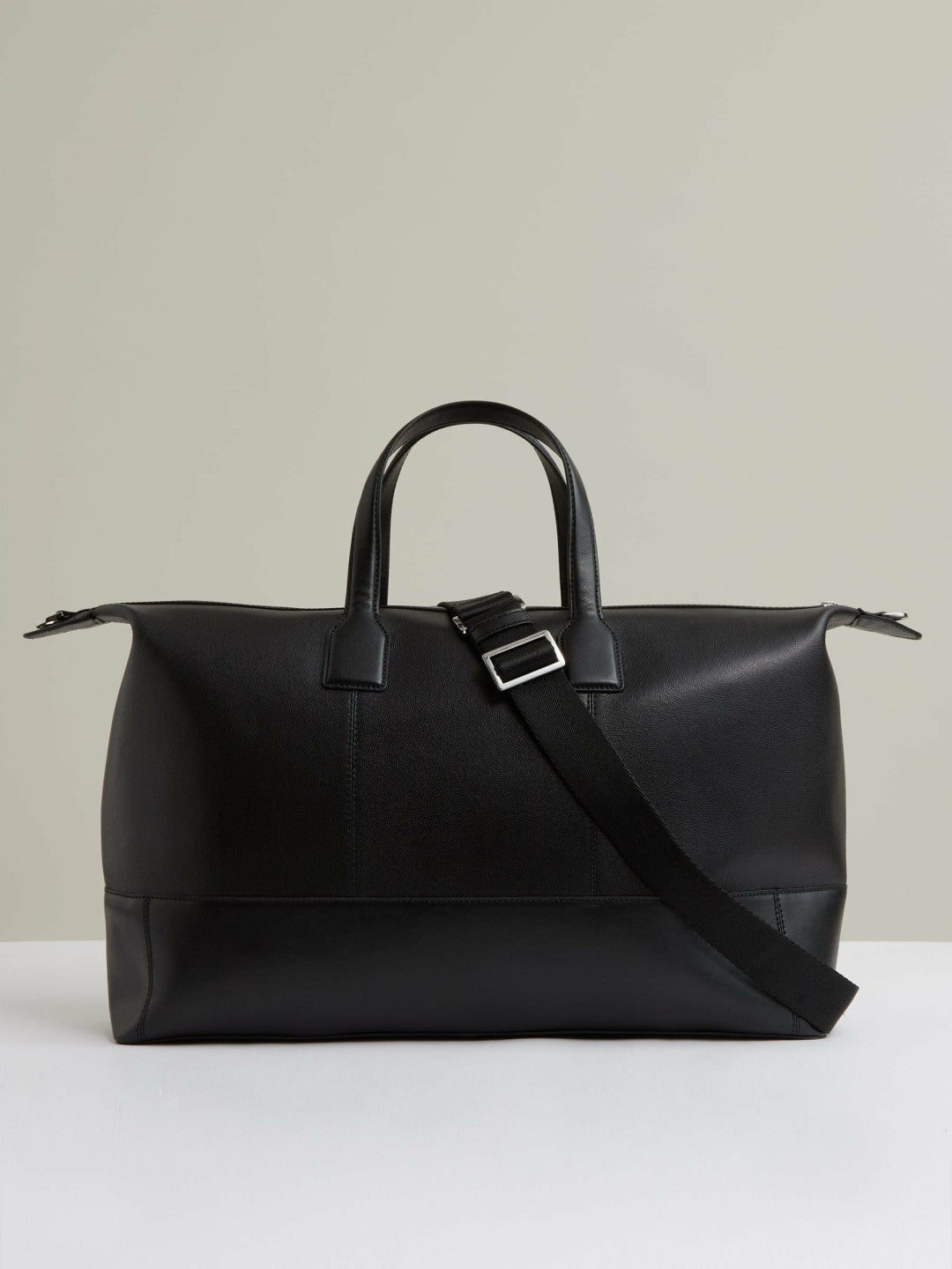 Reiss | Micro-Grain Leather Holdall in Black