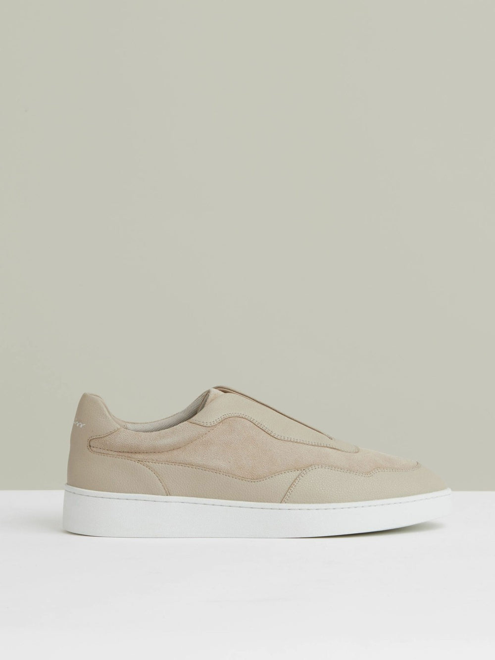 Reiss | Leather Elasticated-Lace Trainers in Ecru