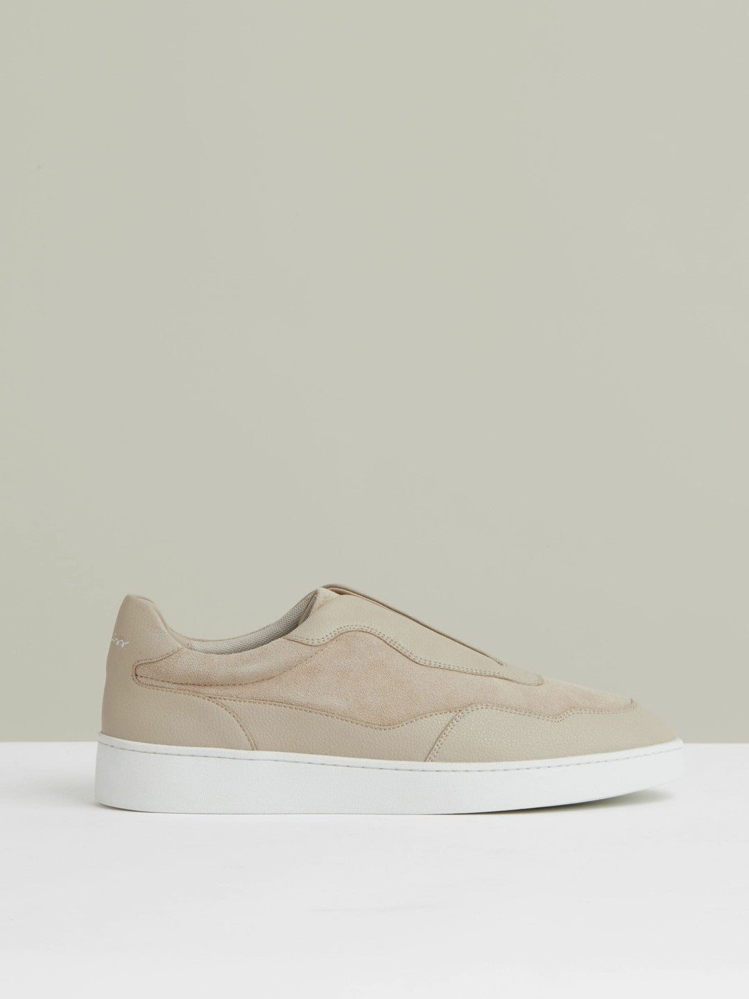 Reiss | Leather Elasticated-Lace Trainers in Ecru