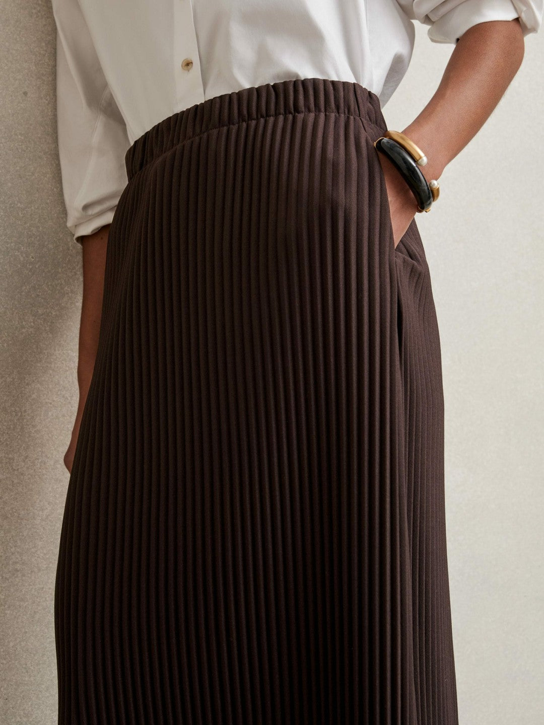 Reiss | Pleated Jersey Midi Skirt in Burgundy
