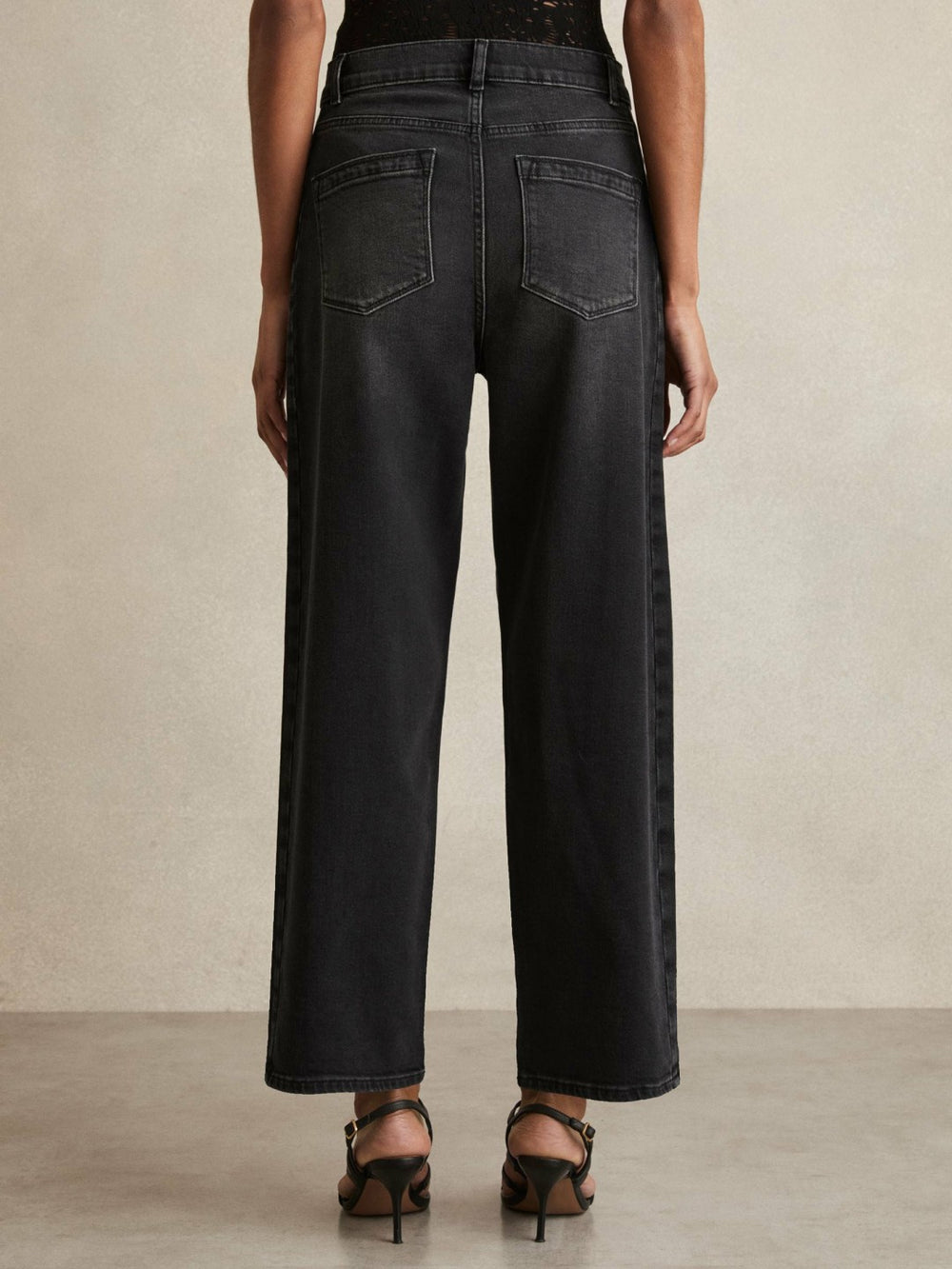 Reiss | Petite Barrel-Leg Seam Jeans in Washed Grey