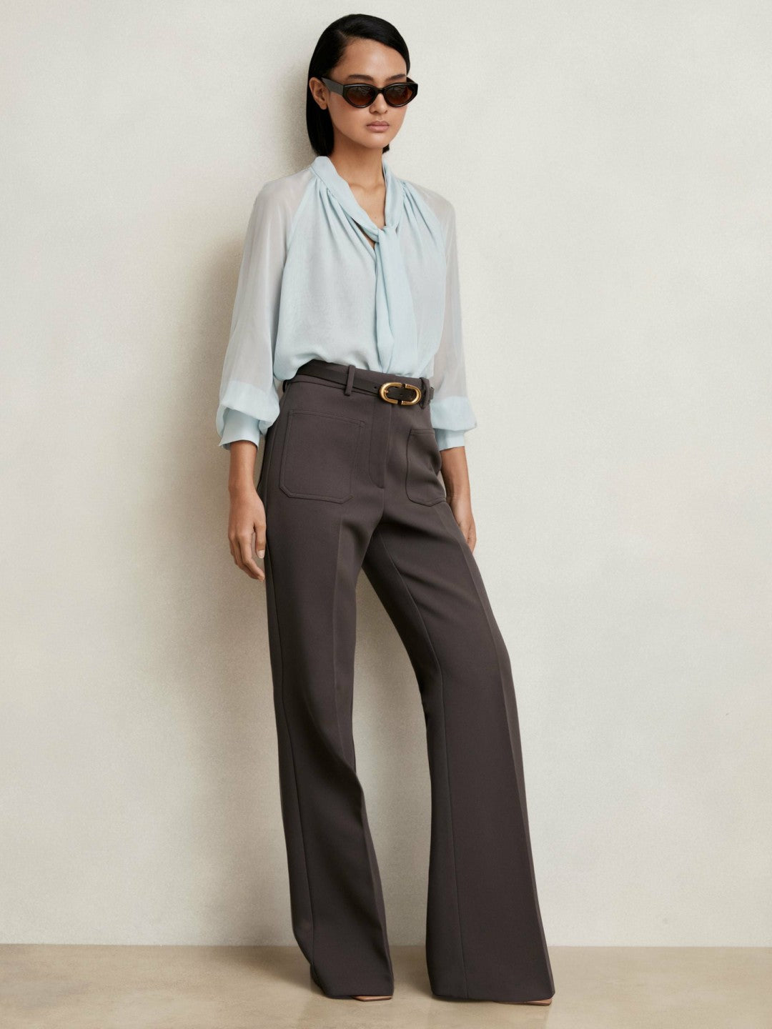 Reiss | Petite Twill Patch-Pocket Flared Trousers in Mauve Neutral