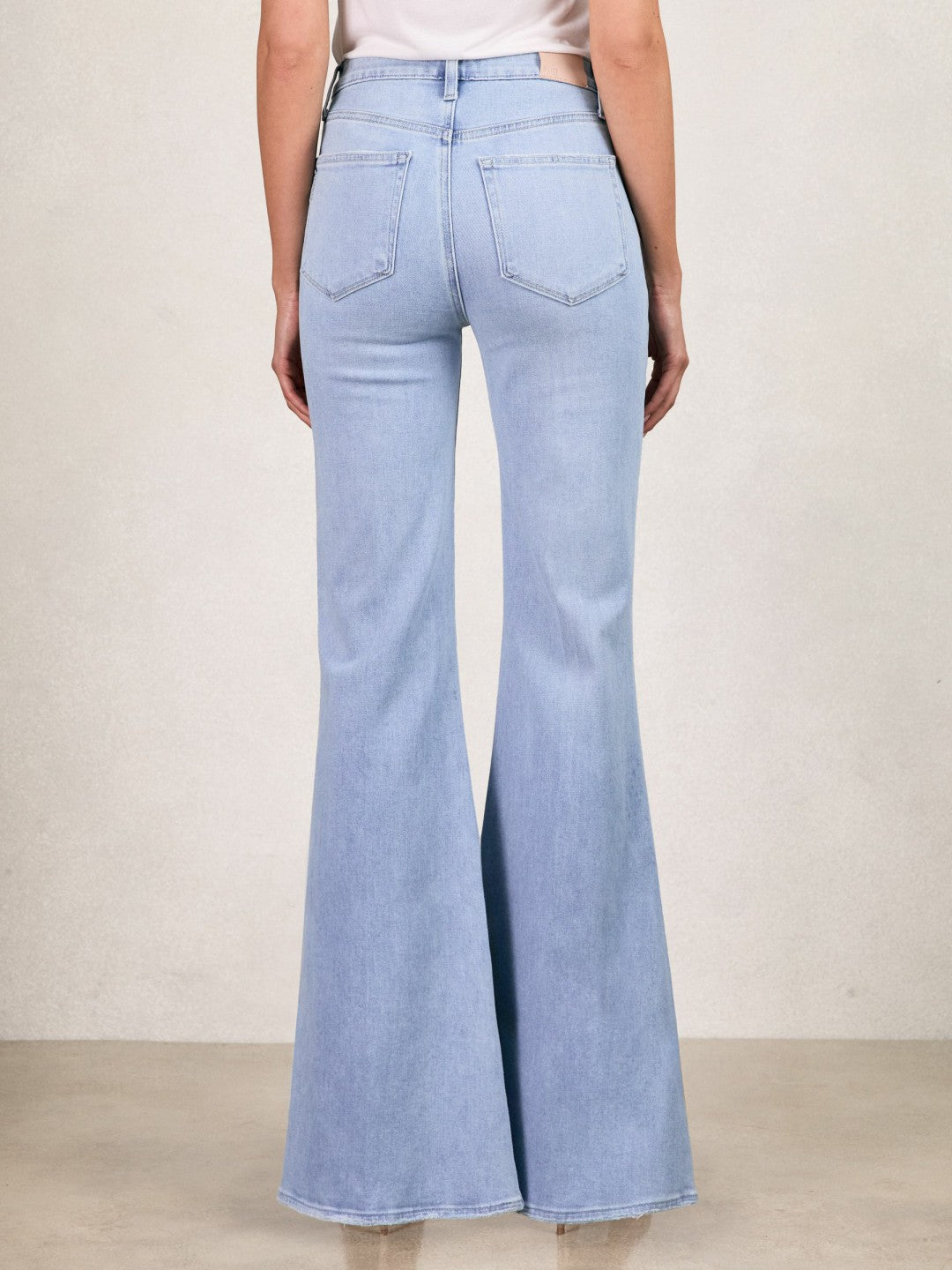 Reiss | Paige Shorts in Light Blue