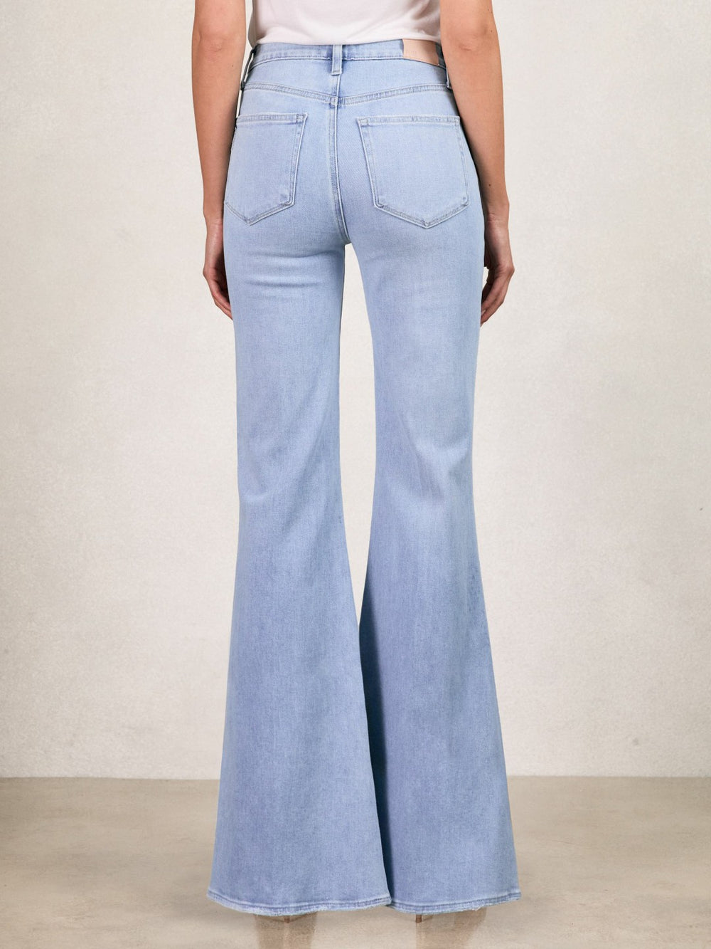 Reiss | Paige Shorts in Light Blue
