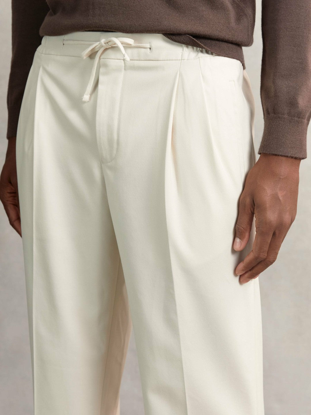 Reiss | Relaxed-Fit Twill Drawstring Trousers in Ecru