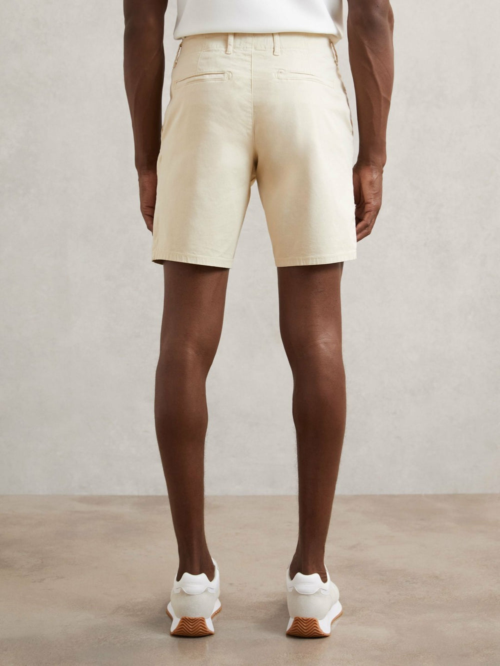Reiss | Paige Cotton Chino Shorts with Stretch in Cream