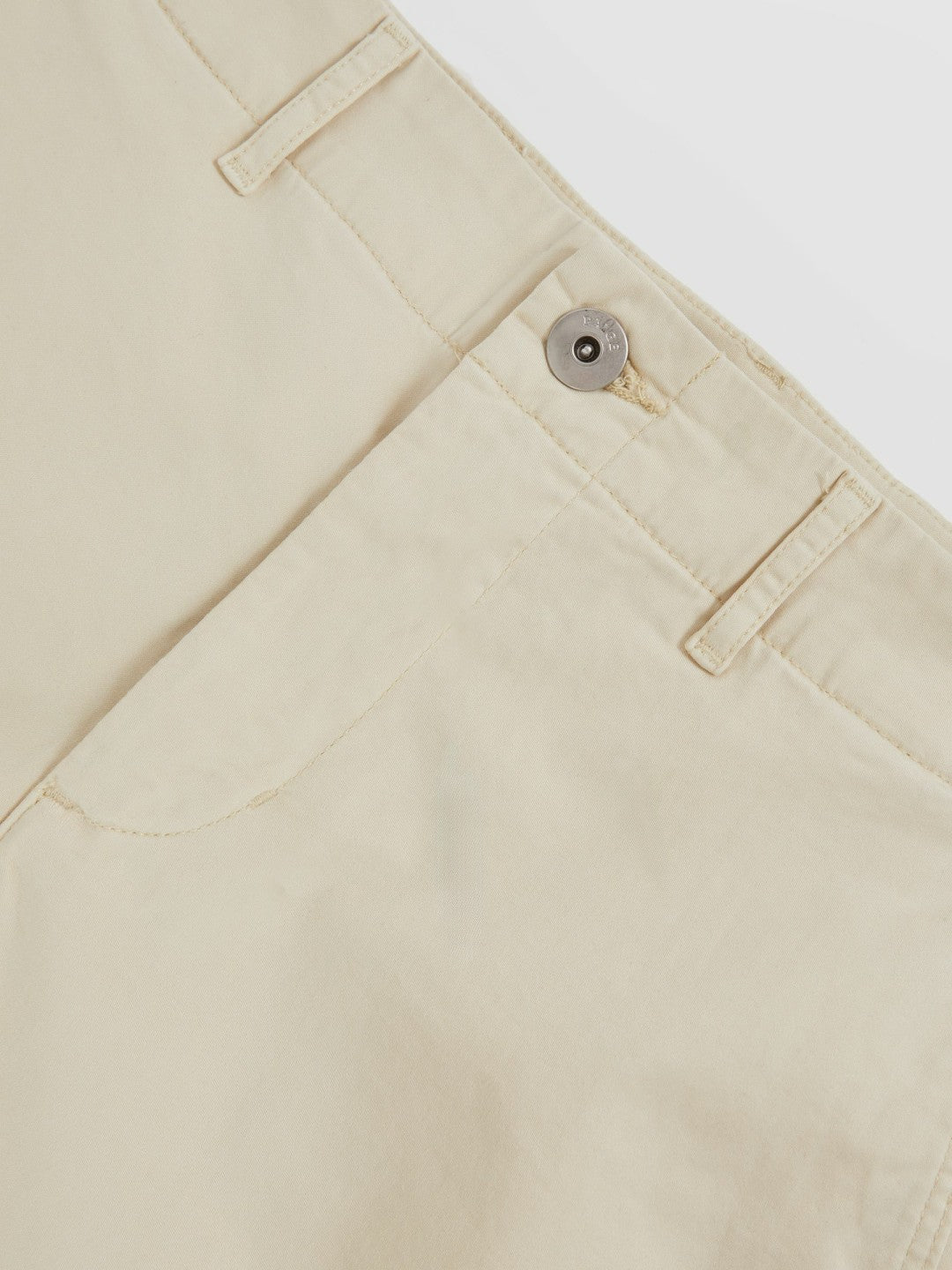Reiss | Paige Cotton Chino Shorts with Stretch in Cream