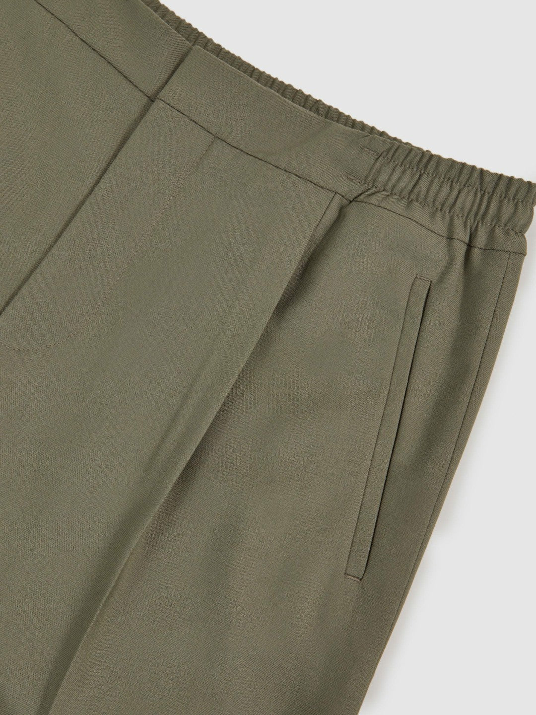 Reiss | Relaxed-Fit Pleated Tapered Trousers in Sage