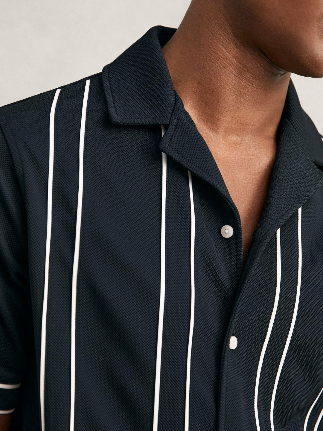 Reiss | Piped-Stripe Cuban-Collar Shirt in Navy/White