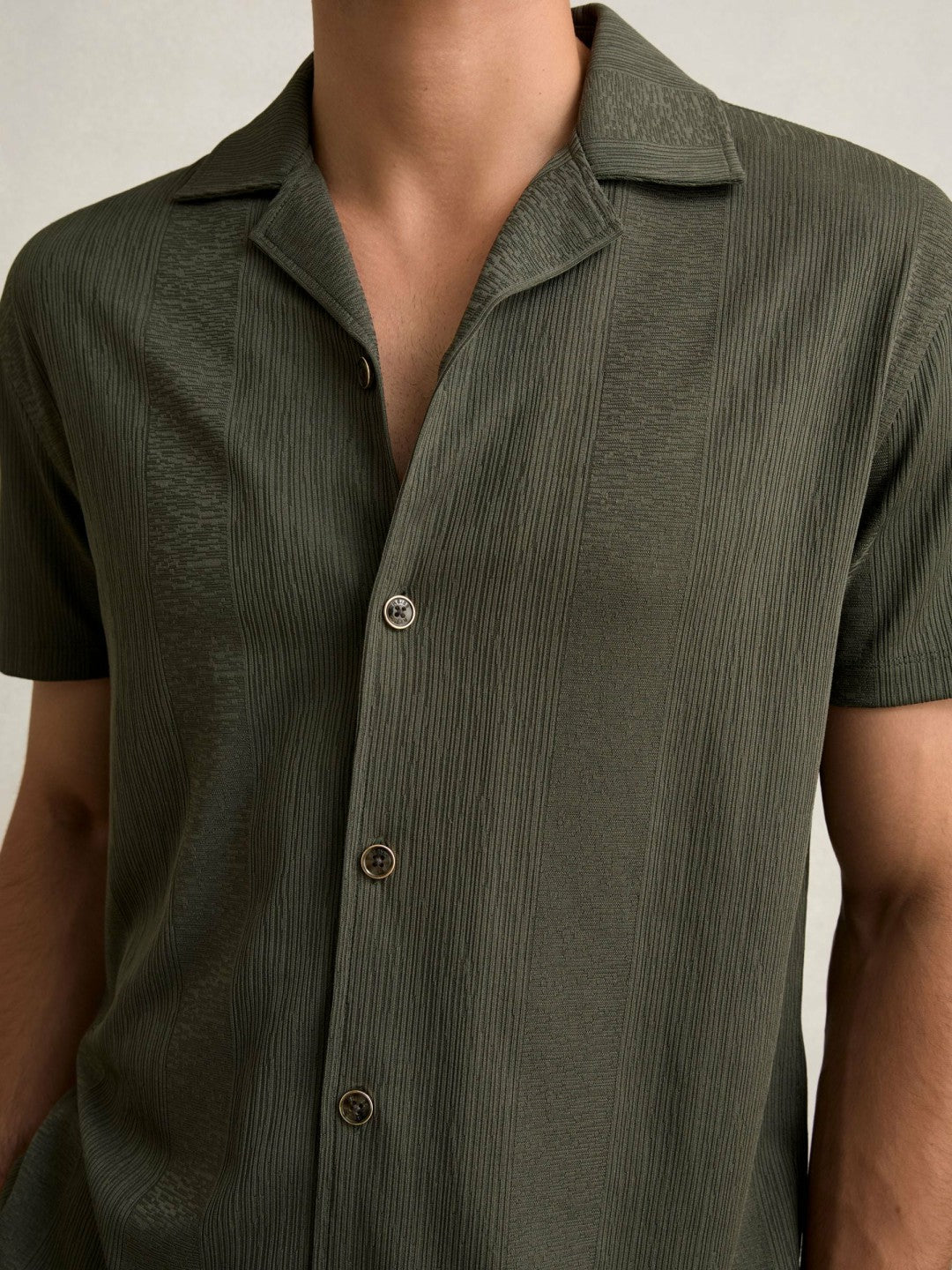 Reiss | Jacquard-Stripe Cuban-Collar Shirt in Dark Green