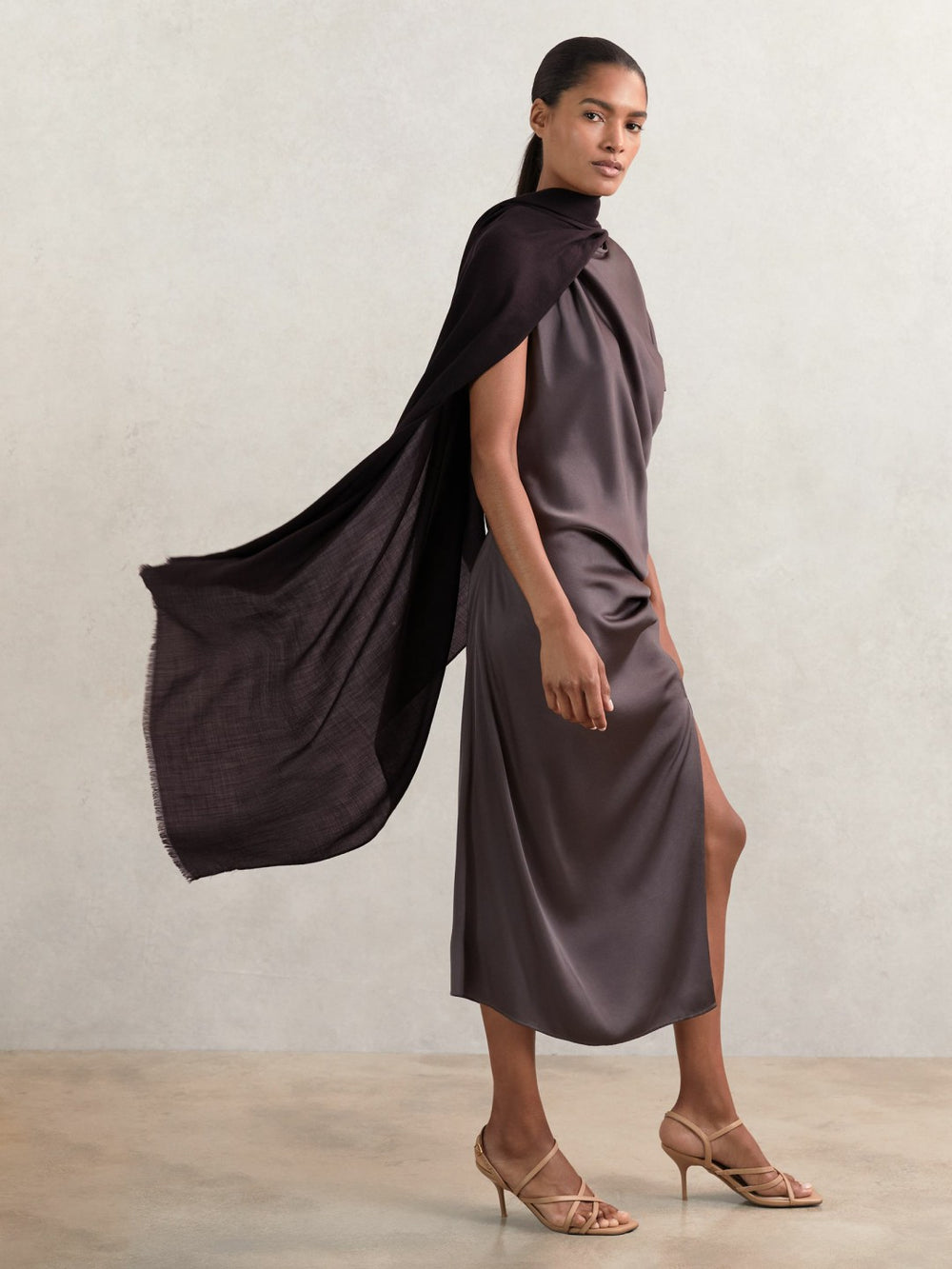 Reiss | Wool-Cashmere Lightweight Scarf in Burgundy