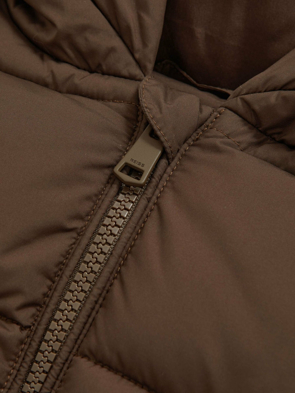 Reiss | 3-9 yrs Short Hooded Puffer Coat in Chocolate
