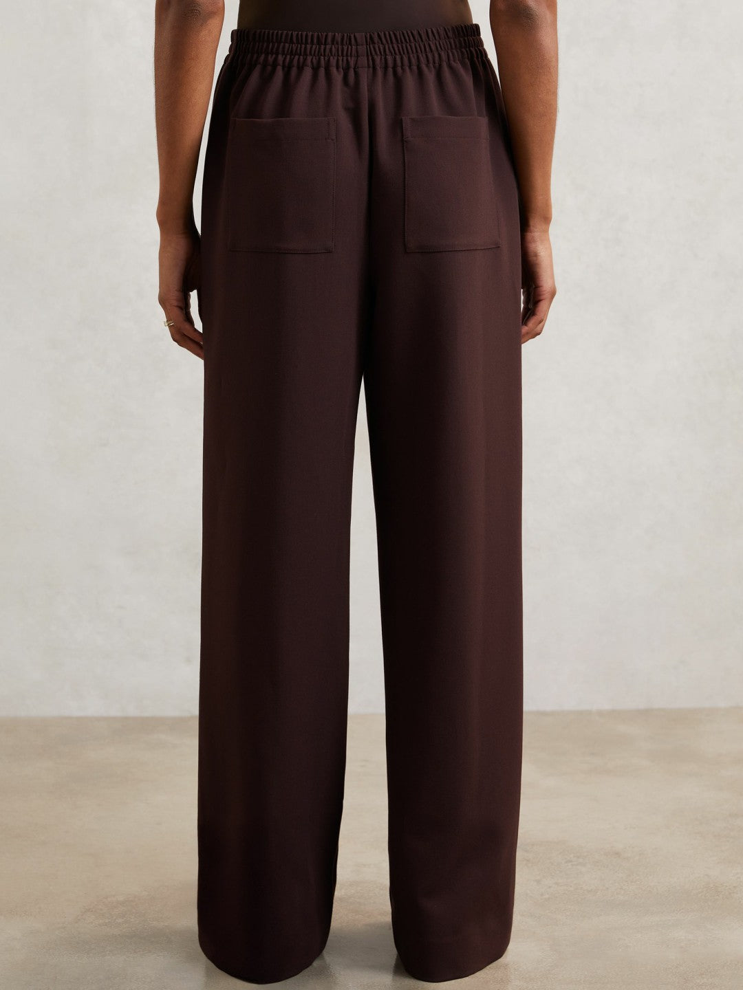 Reiss | Wide Leg Elasticated Waist Trousers in Burgundy