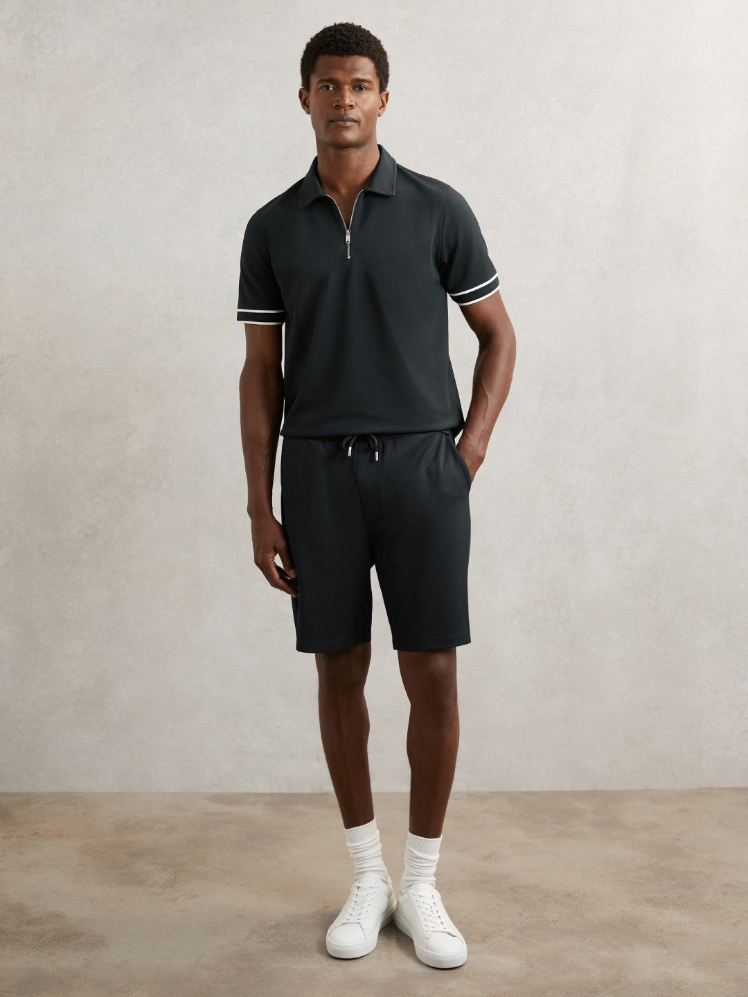 Reiss | Textured Drawstring Shorts in Navy