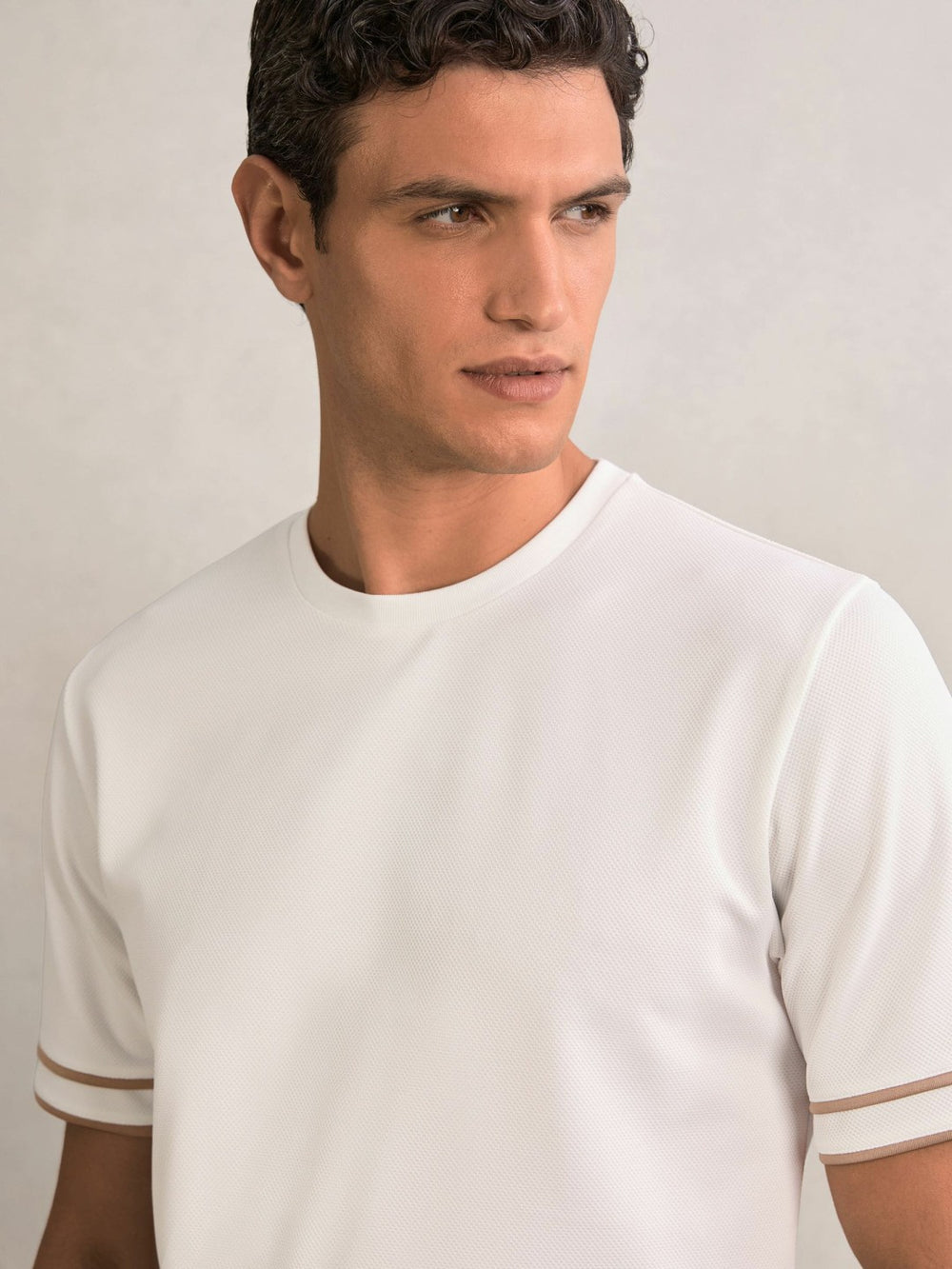 Reiss | Textured Crew-Neck Tipped T-Shirt in White