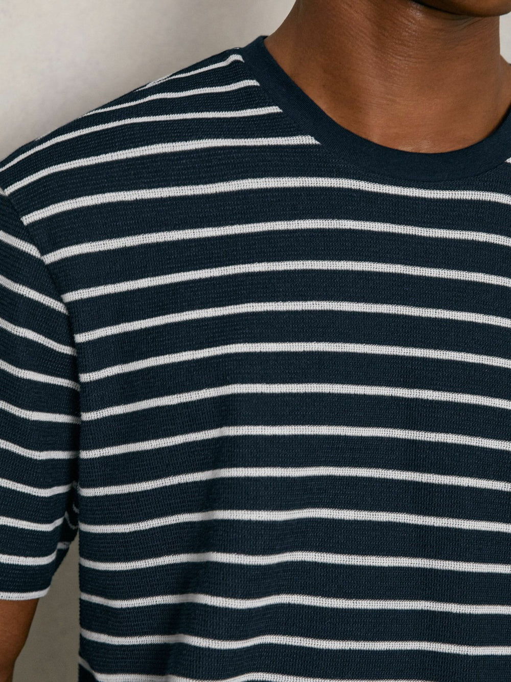 Reiss | Cotton Textured Stripe T-Shirt in White/Navy