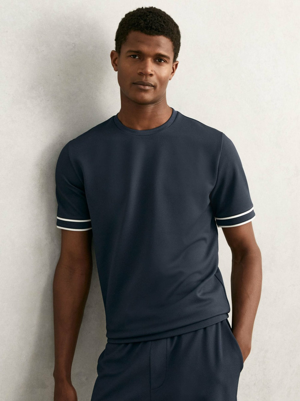 Reiss | Textured Crew-Neck Tipped T-Shirt in Airforce Blue
