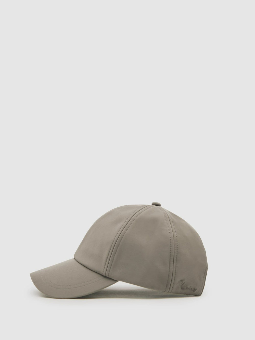 Reiss | Embroidered Logo Tech Baseball Cap in Mushroom Brown