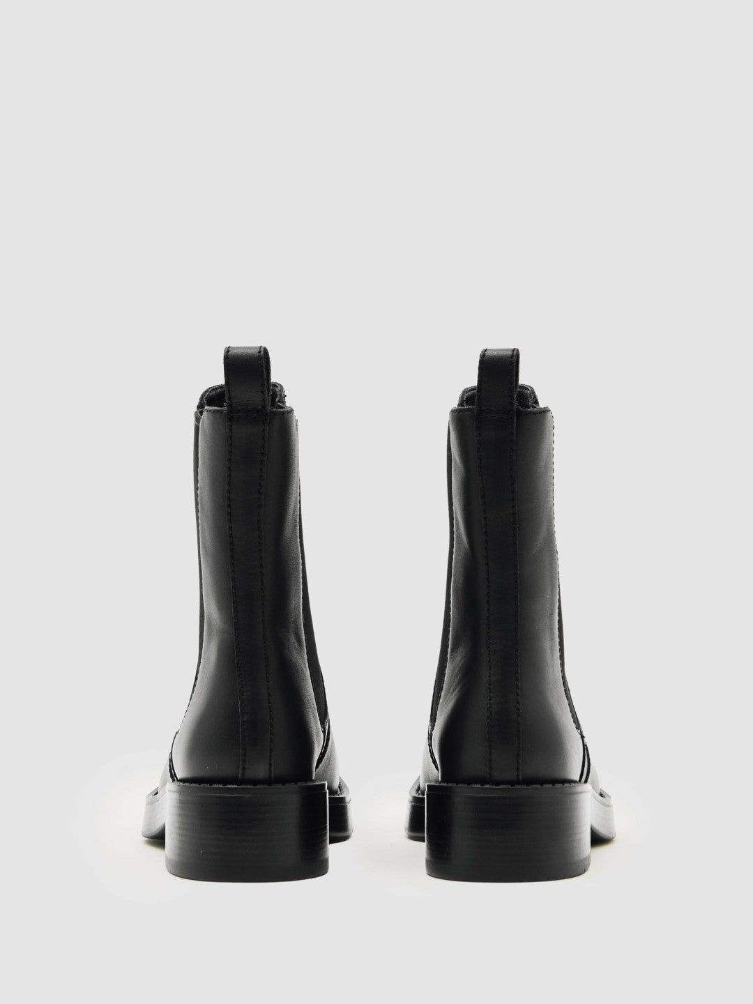 Reiss | Leather Chelsea Boots in Black