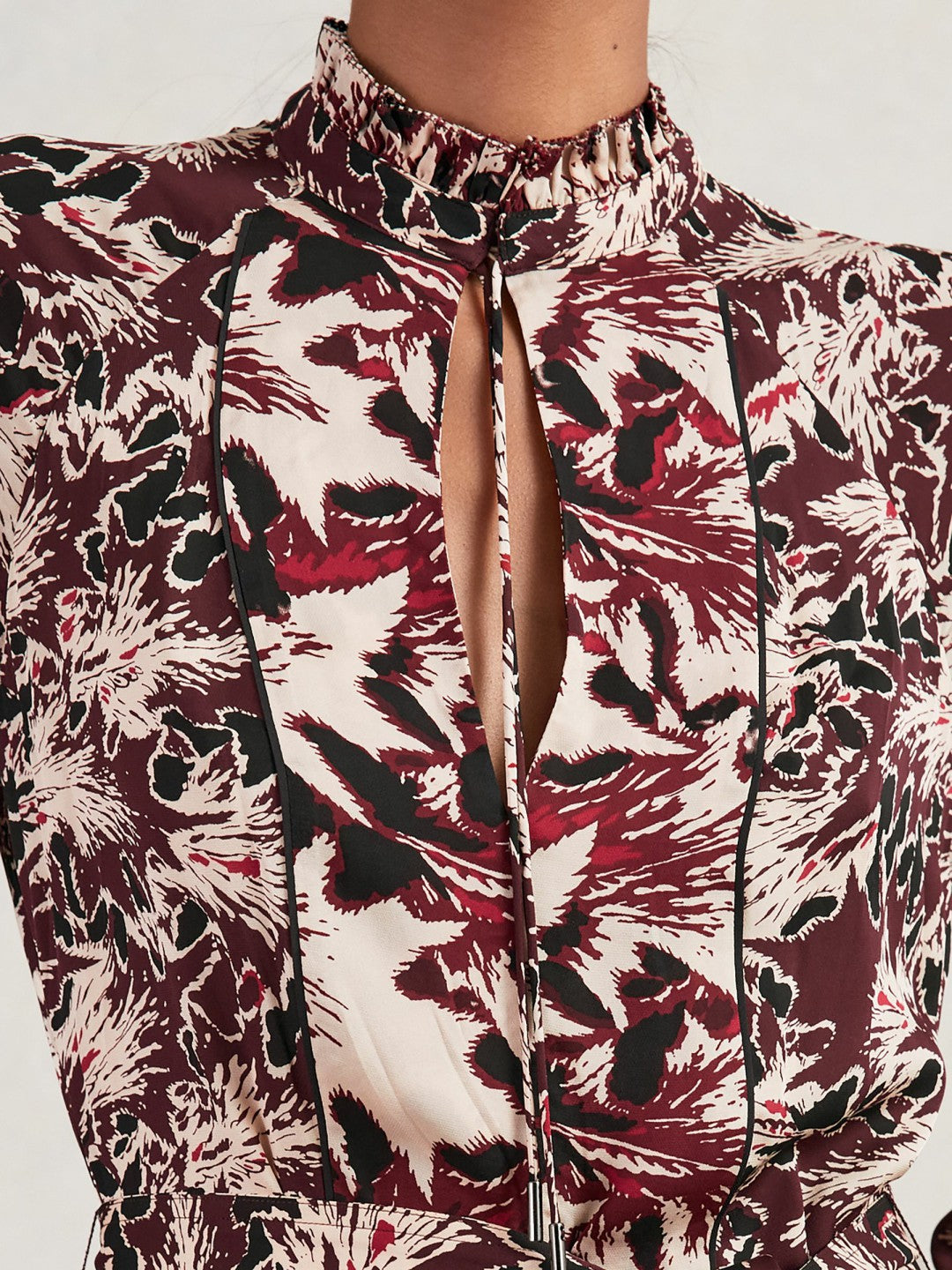 Reiss | Printed Tie-Waist Flippy Mini Dress in Burgundy/Cream
