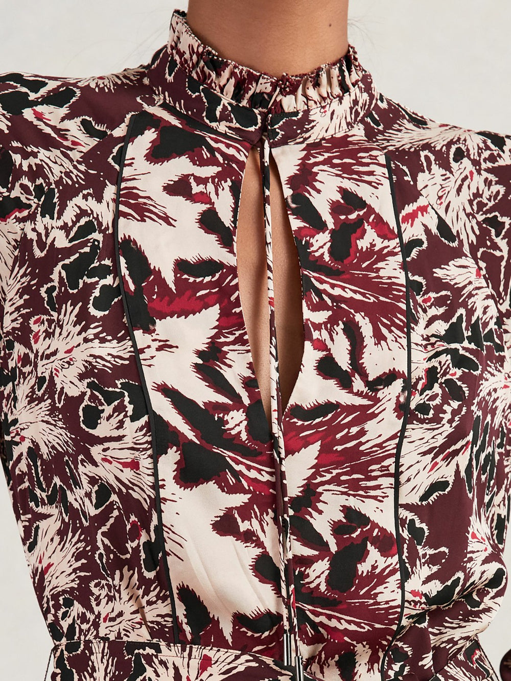 Reiss | Printed Tie-Waist Flippy Mini Dress in Burgundy/Cream