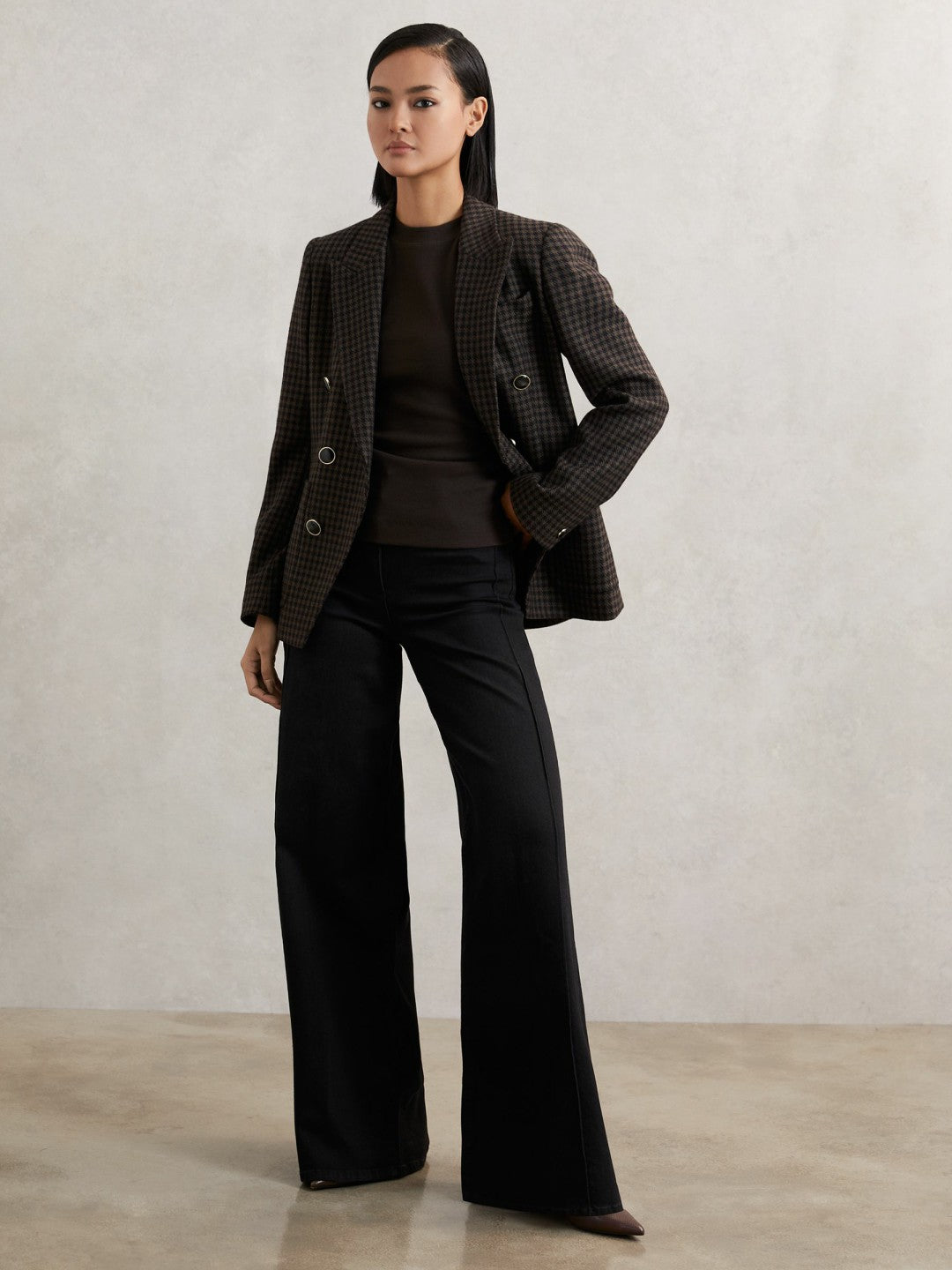 Reiss | Ribbed Ruched Waist Vest in Chocolate