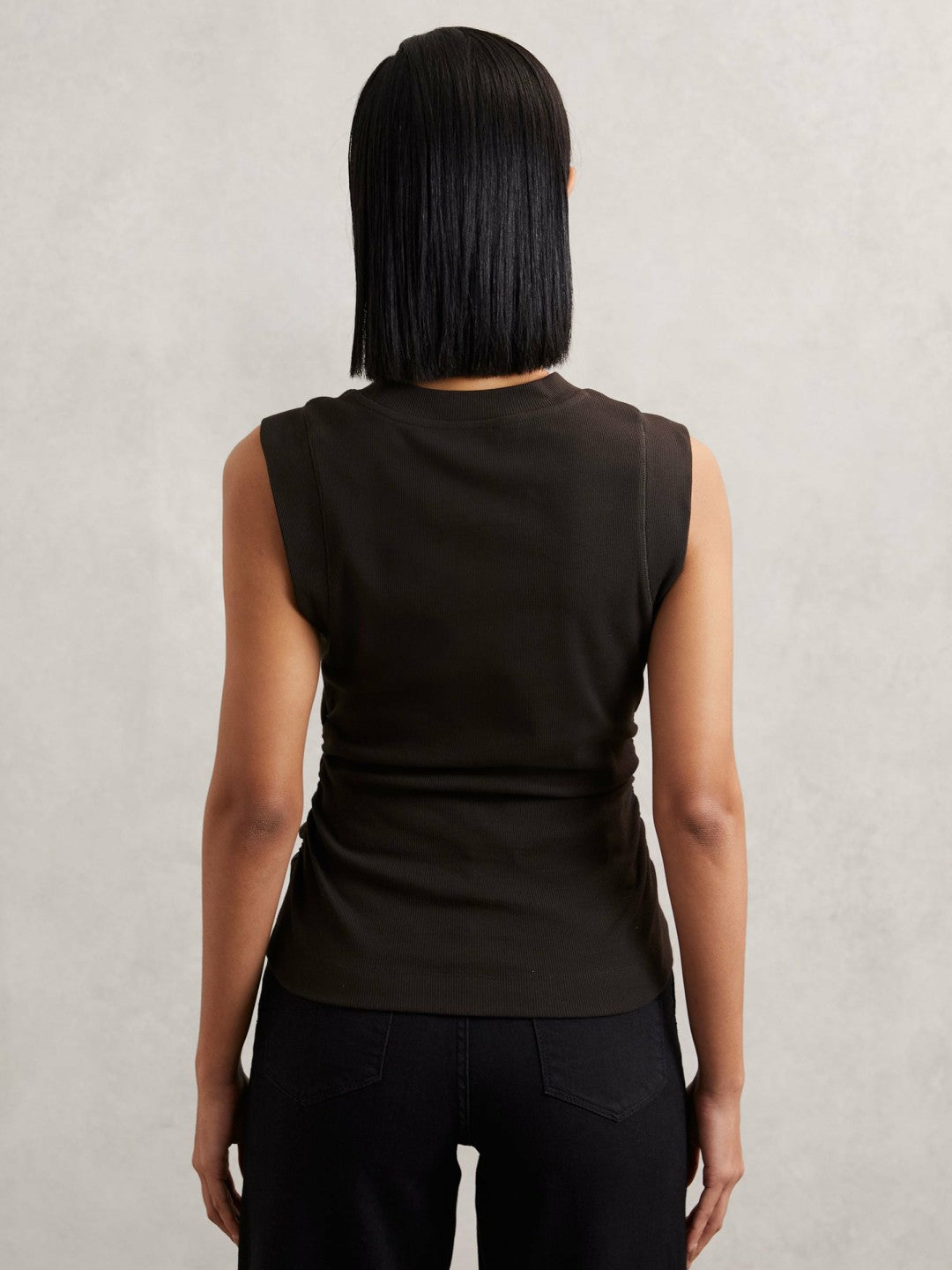 Reiss | Ribbed Ruched Waist Vest in Chocolate