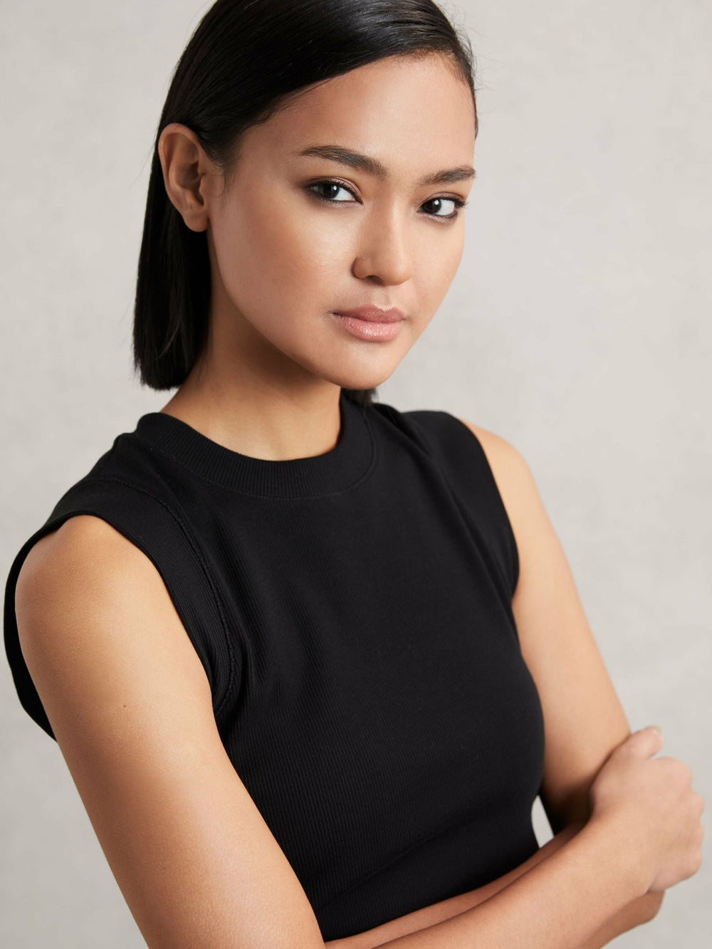 Reiss | Ribbed Ruched Waist Vest in Black