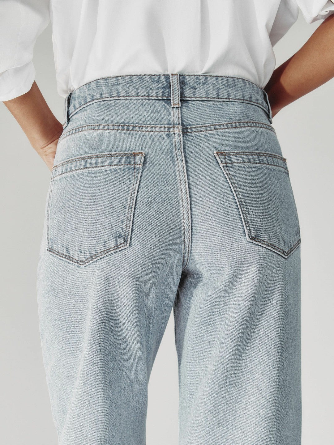 Reiss | Petite Mid-Rise Straight-Leg Jeans in Pale Blue