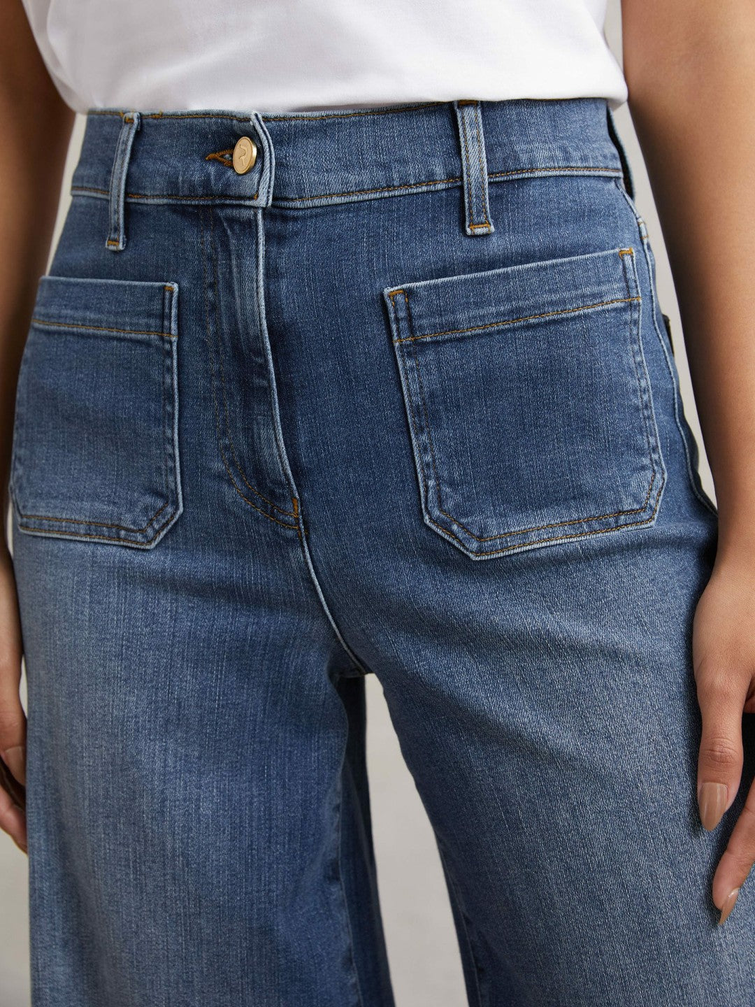 Reiss | Petite Patch Pocket Wide Leg Jeans in Mid Blue